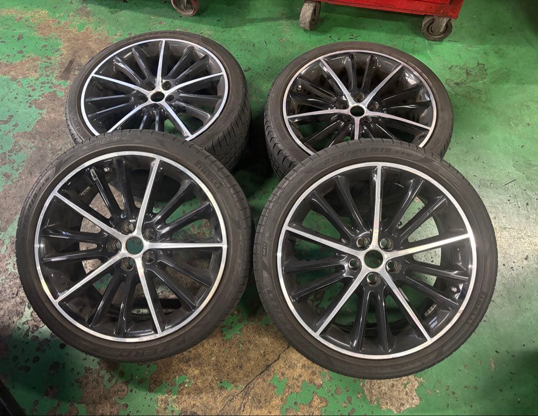 ジャガーXE純正　19インチアルミホイル