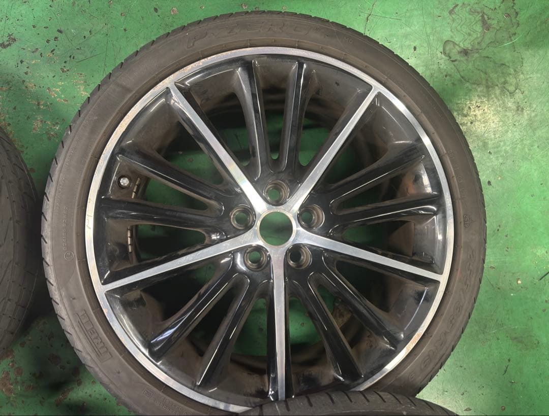 ジャガーXE純正　19インチアルミホイル