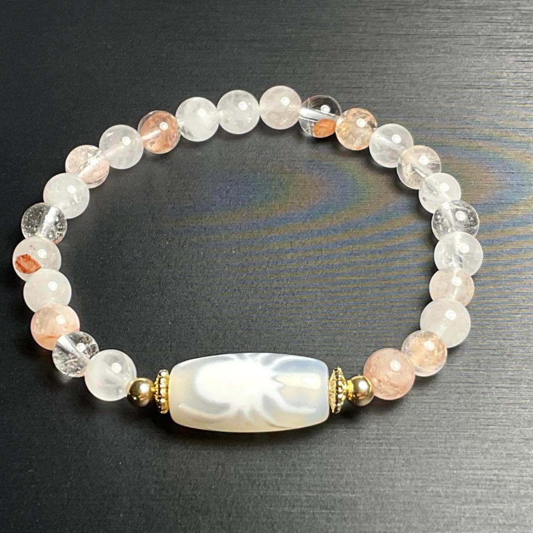 老玉髄天珠　知足常楽白天珠と6.5mmヒマラヤレッドマニカラン水晶のブレスレット