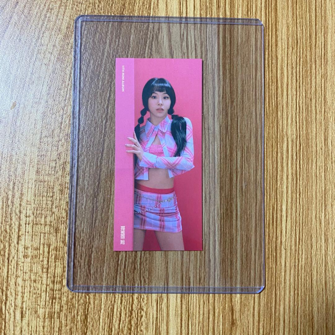 between1&2 TWICE チェヨン 直筆サイン入りブックマーク