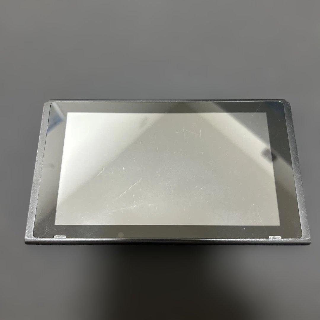 任天堂　Switch 本体