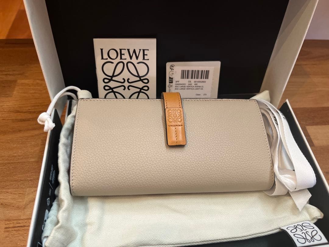 LOEWE ロエベ バーティカルウォレット　長財布