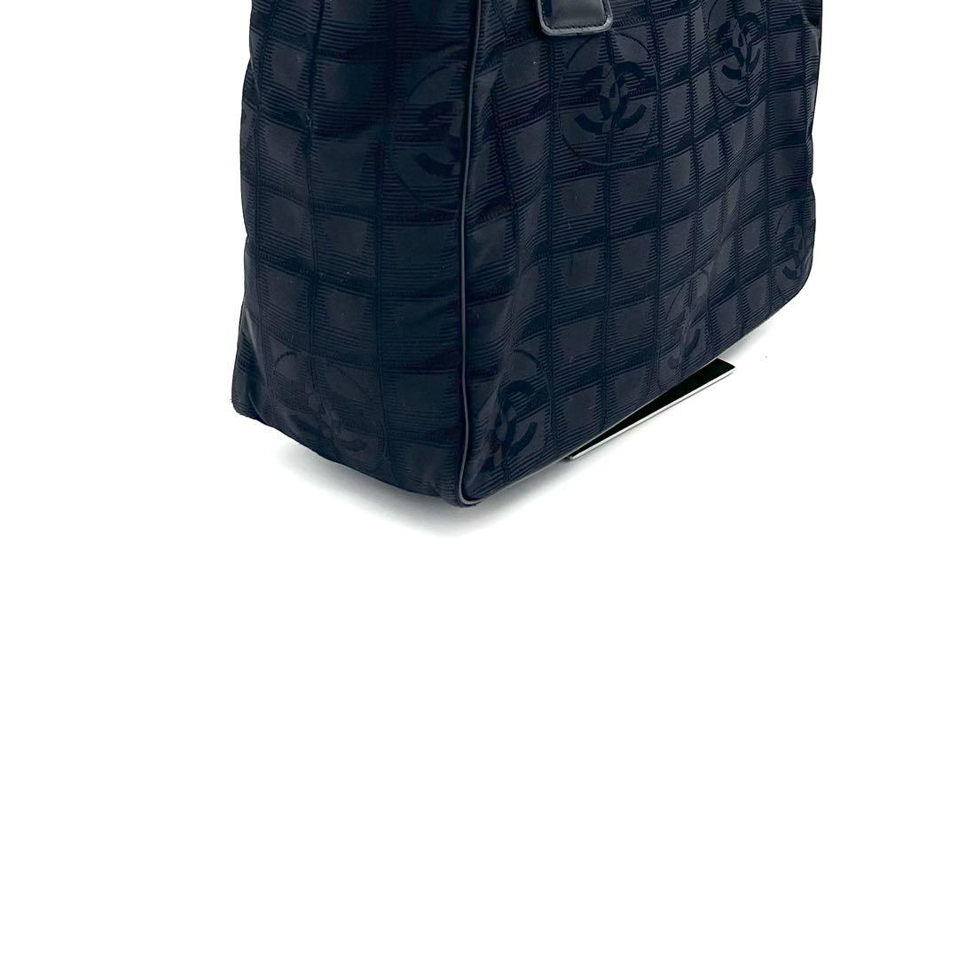 CHANELシャネル ニュートラベルラインPMトートバッグ ブラック 8番台 黒