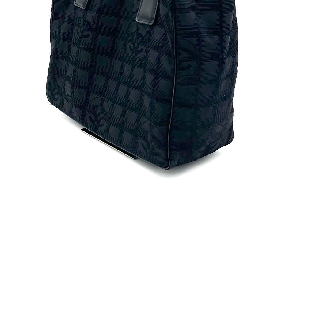 CHANELシャネル ニュートラベルラインPMトートバッグ ブラック 8番台 黒