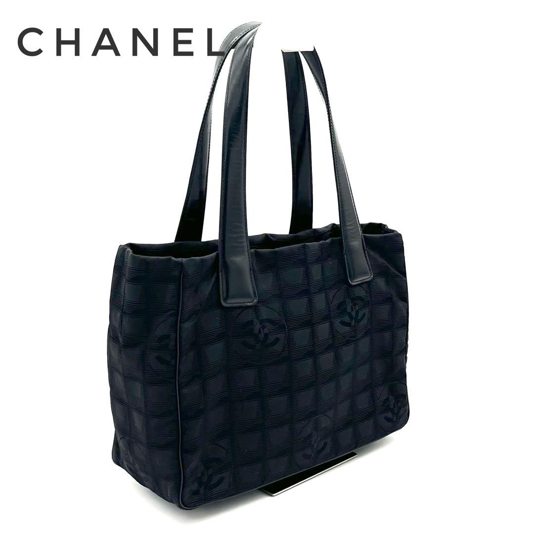 CHANELシャネル ニュートラベルラインPMトートバッグ ブラック 8番台 黒