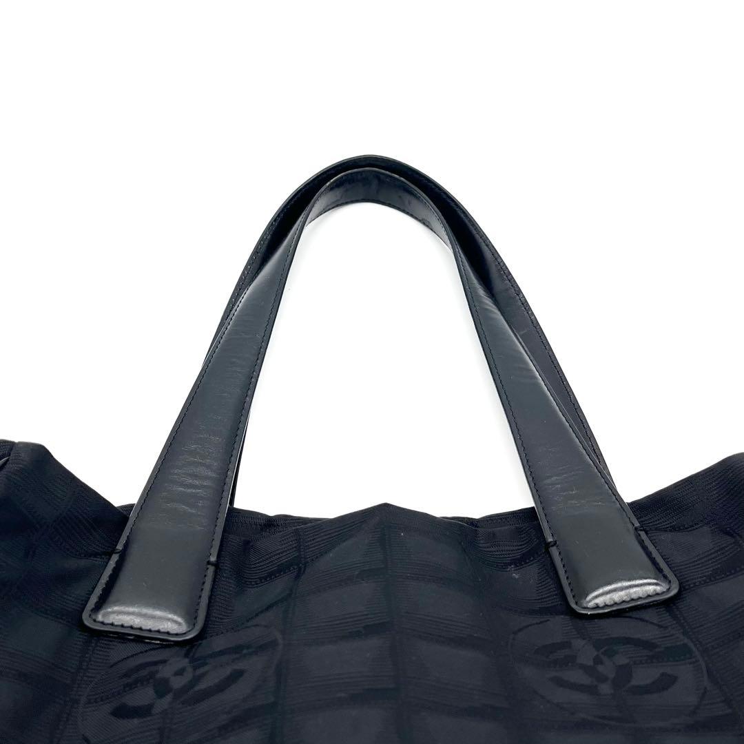 CHANELシャネル ニュートラベルラインPMトートバッグ ブラック 8番台 黒