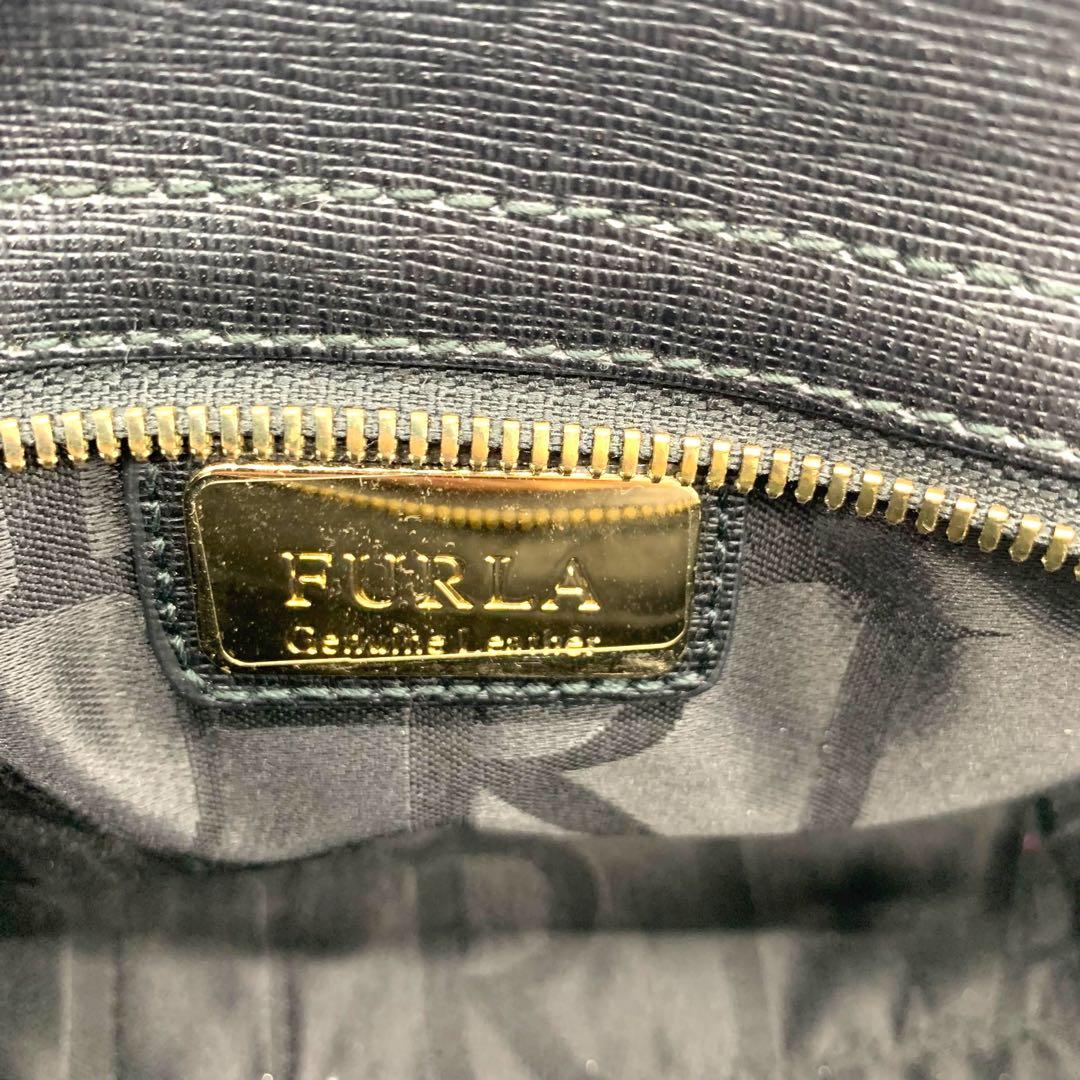 極美品！フルラ　FURLA チェーンショルダーバッグ　サフィアーノ　レザー　黒