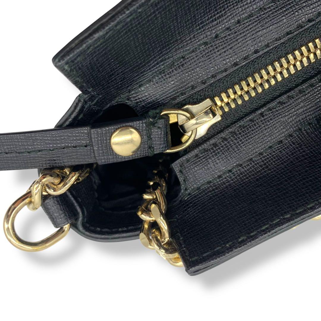 極美品！フルラ　FURLA チェーンショルダーバッグ　サフィアーノ　レザー　黒