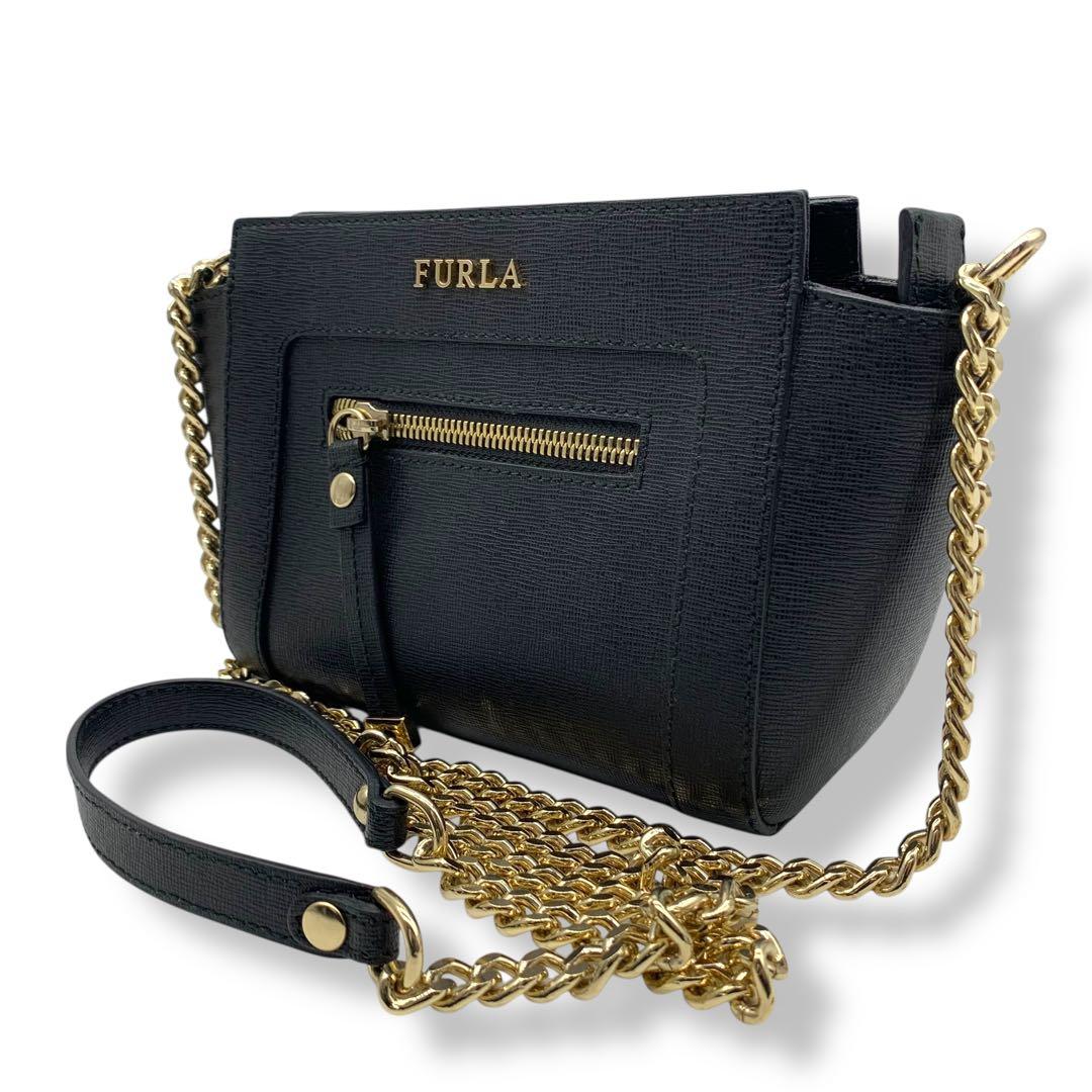 極美品！フルラ　FURLA チェーンショルダーバッグ　サフィアーノ　レザー　黒