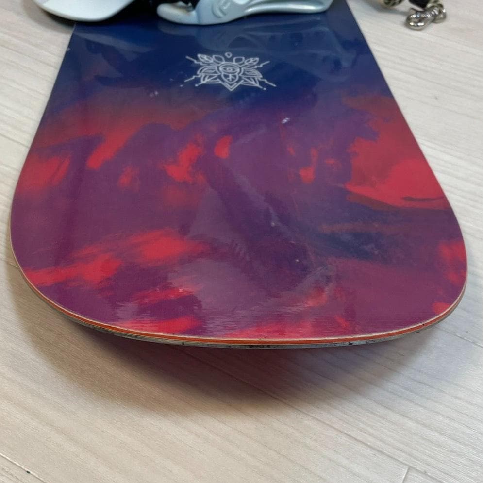 スノーボード SALOMON ロータス 142cm ビンディング FLUX