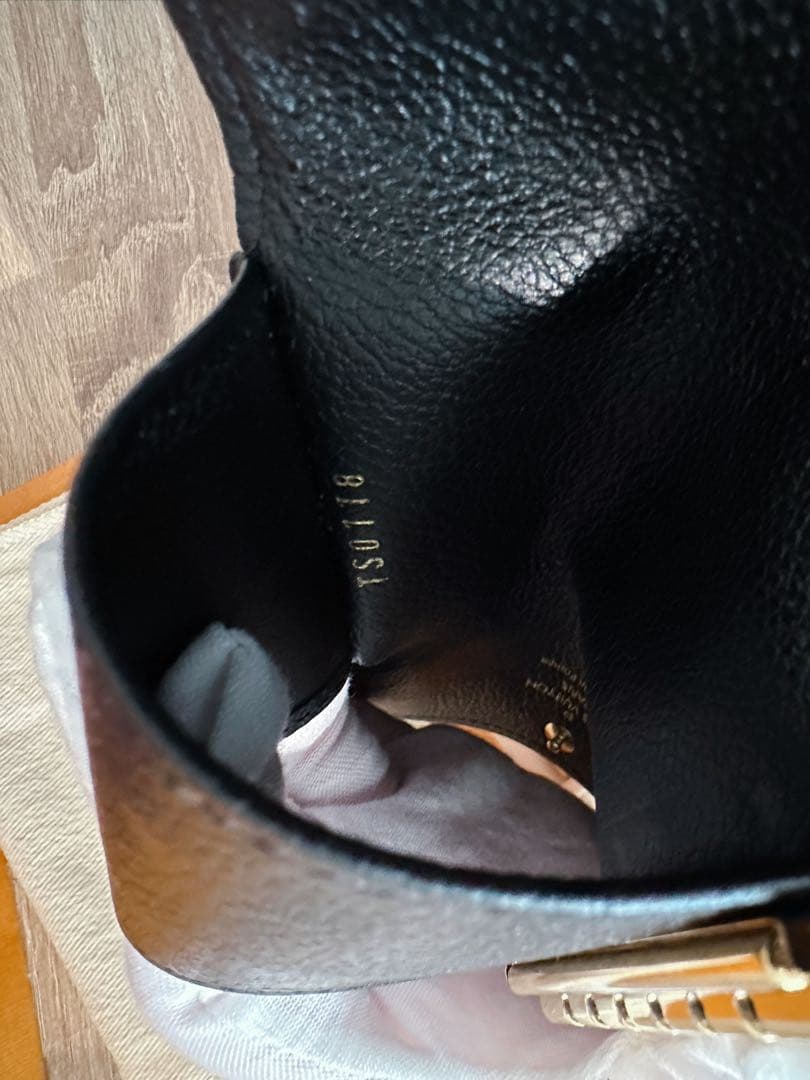 ルイヴィトン ミュルティクレ6 モノグラムアンプラント