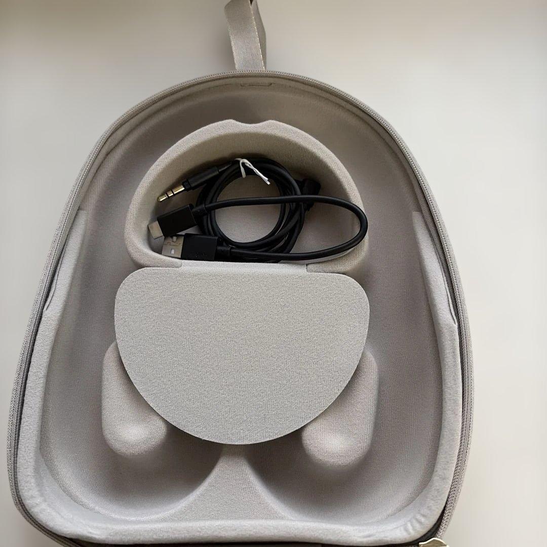 SONY WH-1000XM5　ワイヤレスヘッドホン プラチナシルバー