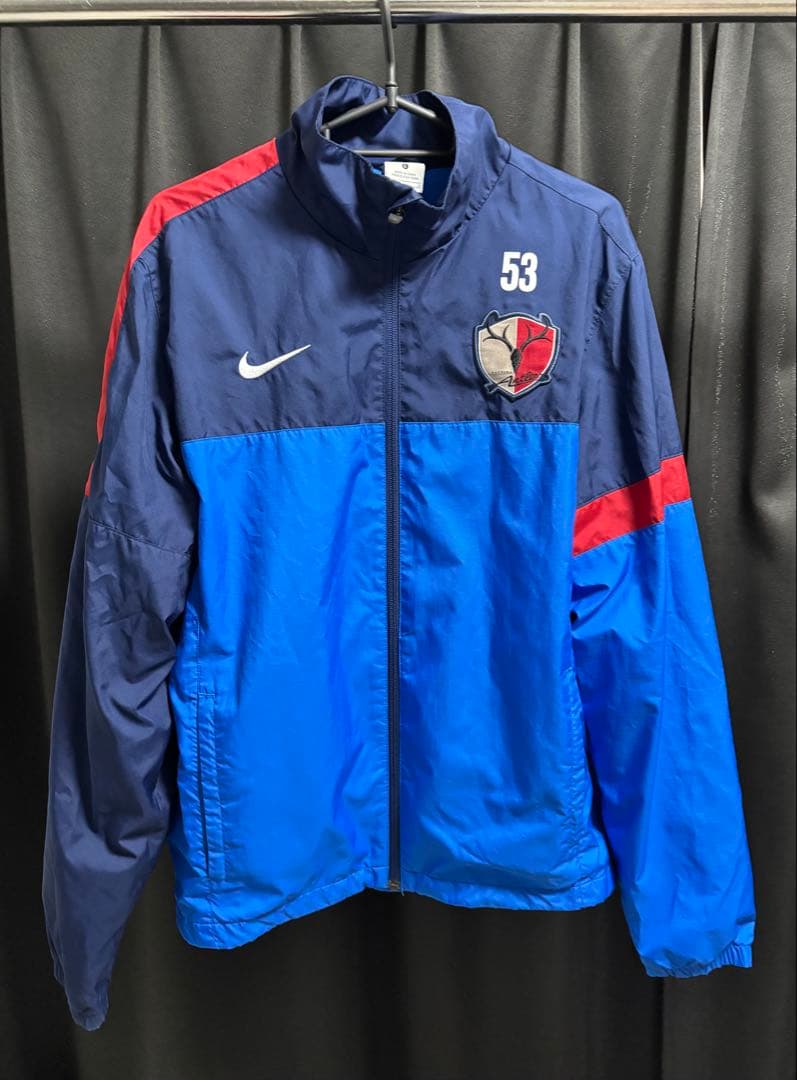 鹿島アントラーズ　スタッフ支給品　ウインドブレーカー