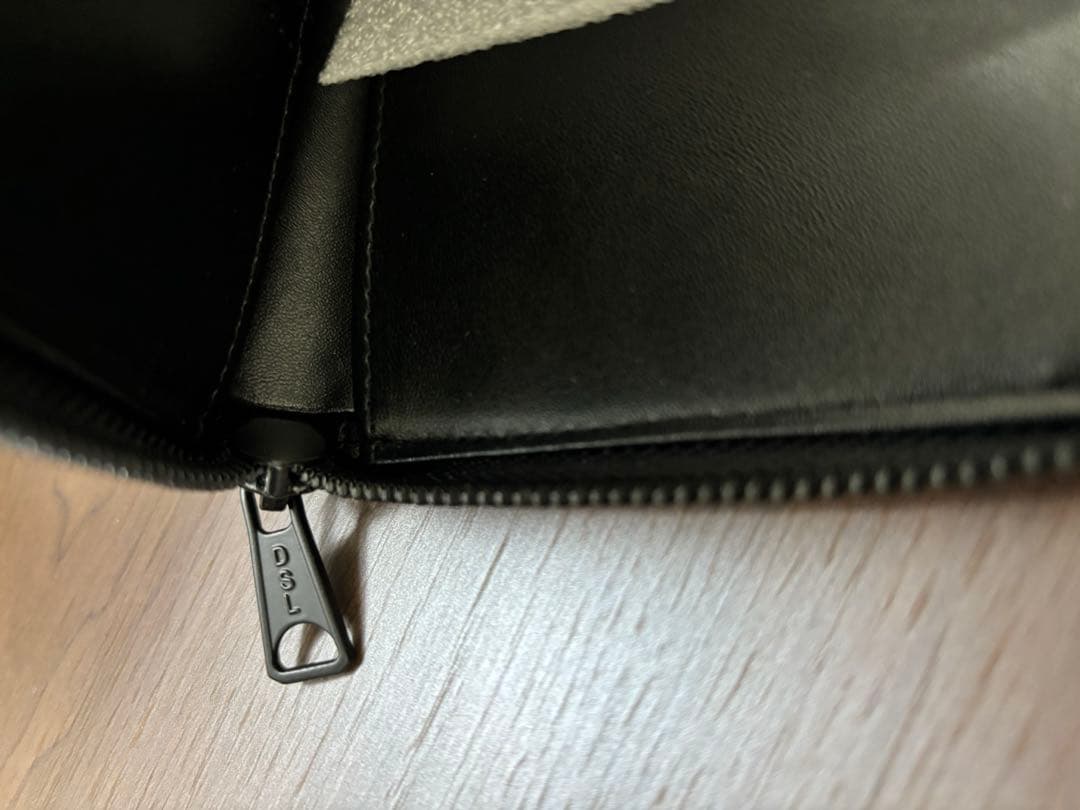 ディーゼル　財布