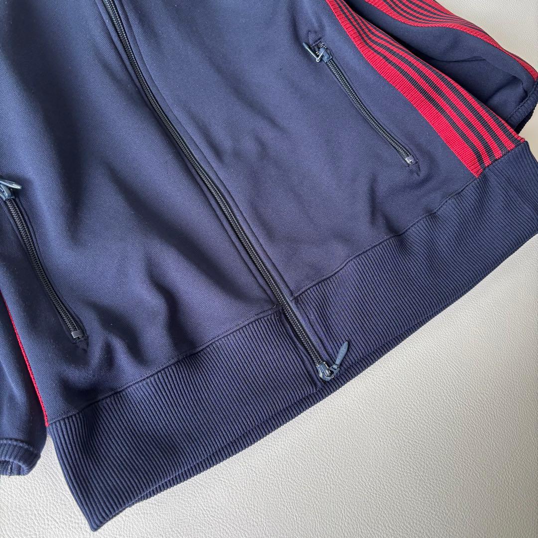 【美品】ニードルス トラックジャケット ネイビー 2 刺繍ロゴ 7分丈 永野芽郁