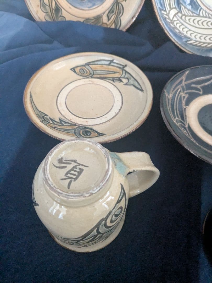 沖縄やちむんカップ＆ソーサーとお皿セット【金城敏男氏・宮城須美子氏作】