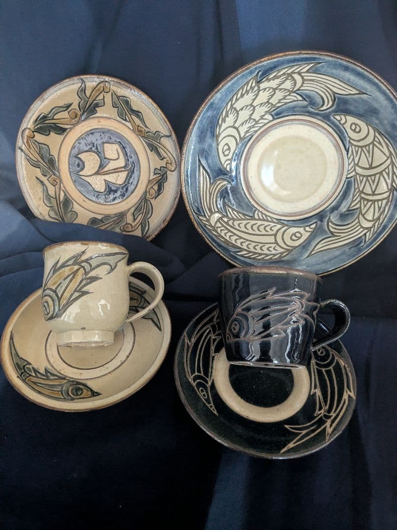 沖縄やちむんカップ＆ソーサーとお皿セット【金城敏男氏・宮城須美子氏作】