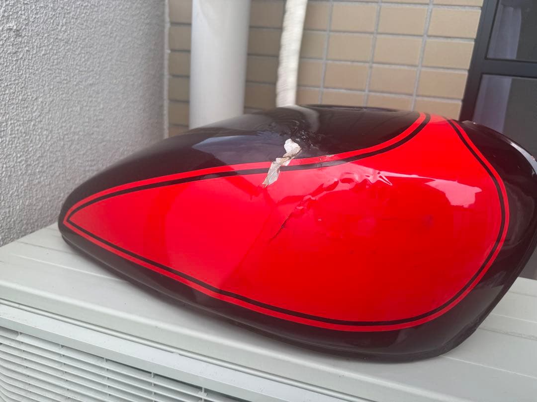 ゼファー400 タンク