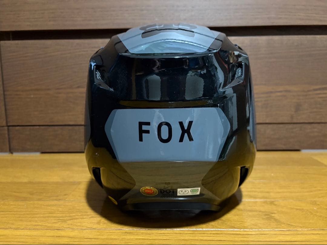 FOX V1 ニトロ　バイクヘルメット（Mサイズ）/ゴーグル　美品