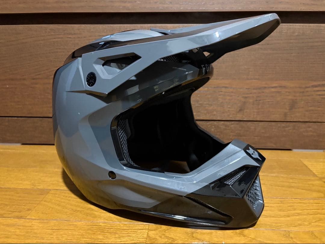 FOX V1 ニトロ　バイクヘルメット（Mサイズ）/ゴーグル　美品