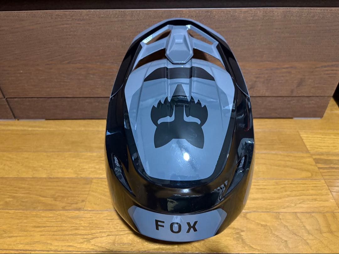 FOX V1 ニトロ　バイクヘルメット（Mサイズ）/ゴーグル　美品