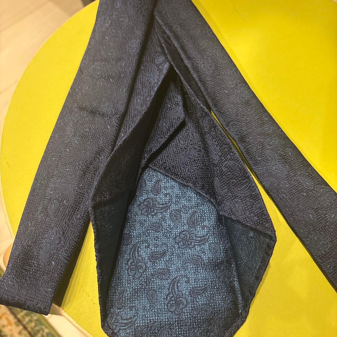 美品　タイユアタイ　ネクタイ