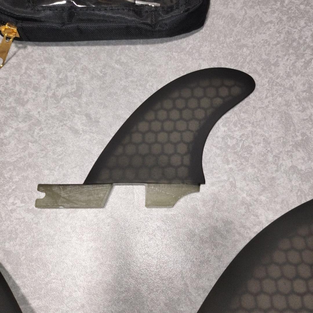 AU FINS KILOS ２＋１ FCS2 ツイン スタビ キール