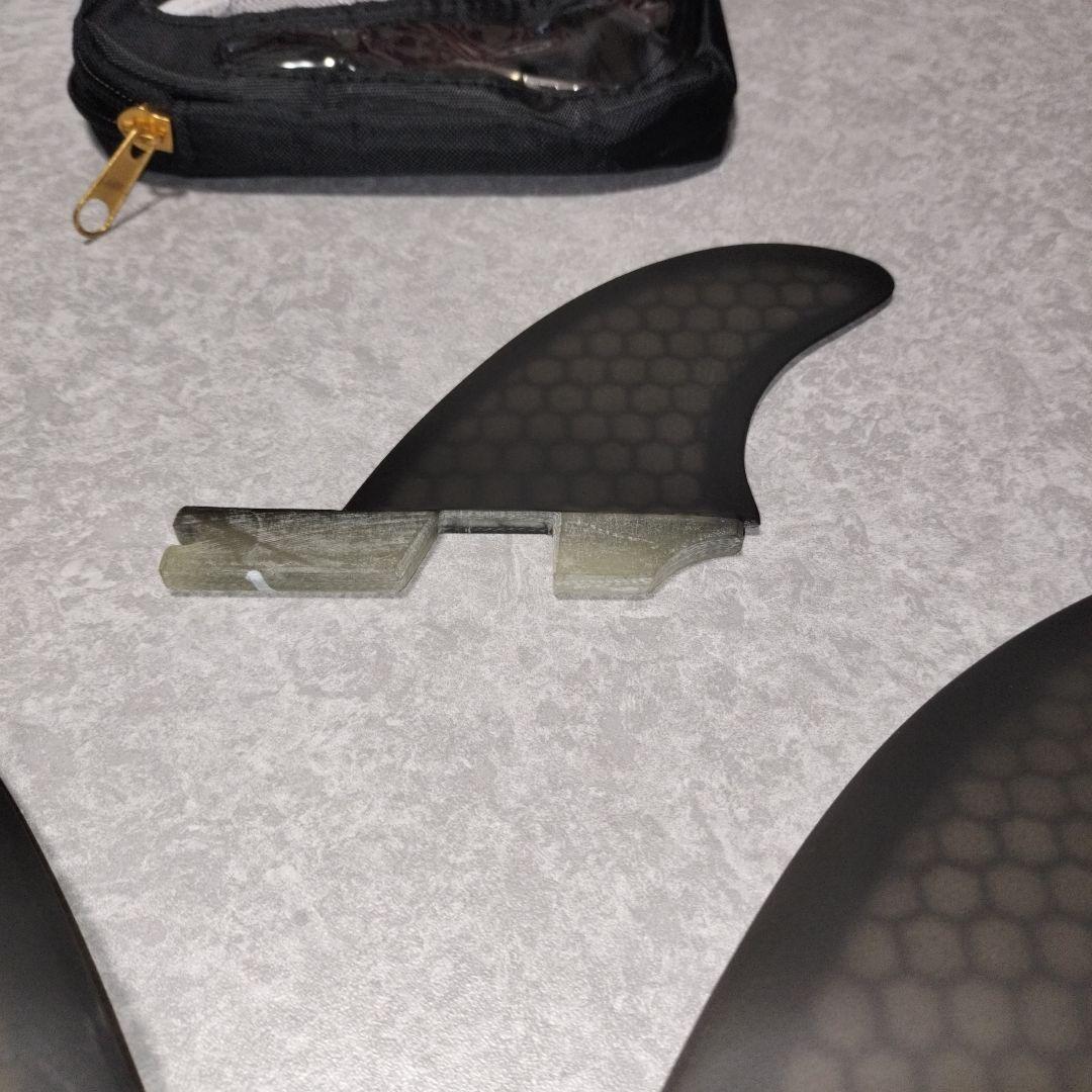 AU FINS KILOS ２＋１ FCS2 ツイン スタビ キール