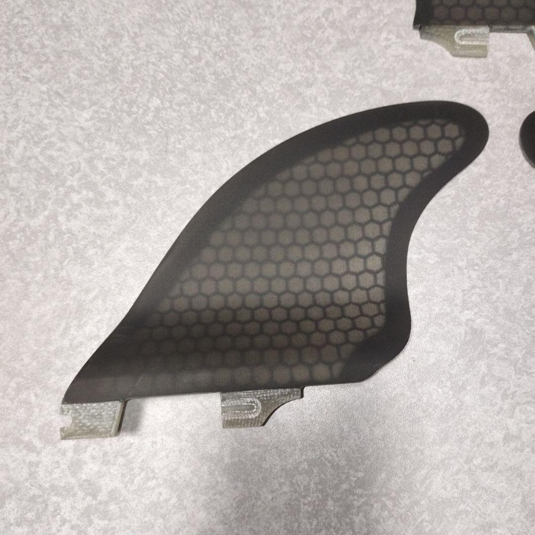 AU FINS KILOS ２＋１ FCS2 ツイン スタビ キール