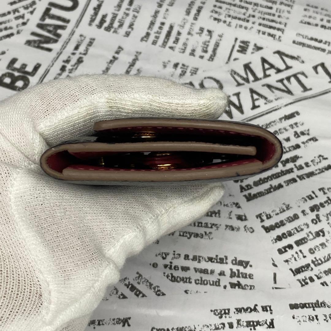 【良品‼️】 PRADA プラダ キーケース 4連フック キーリング付き 箱あり