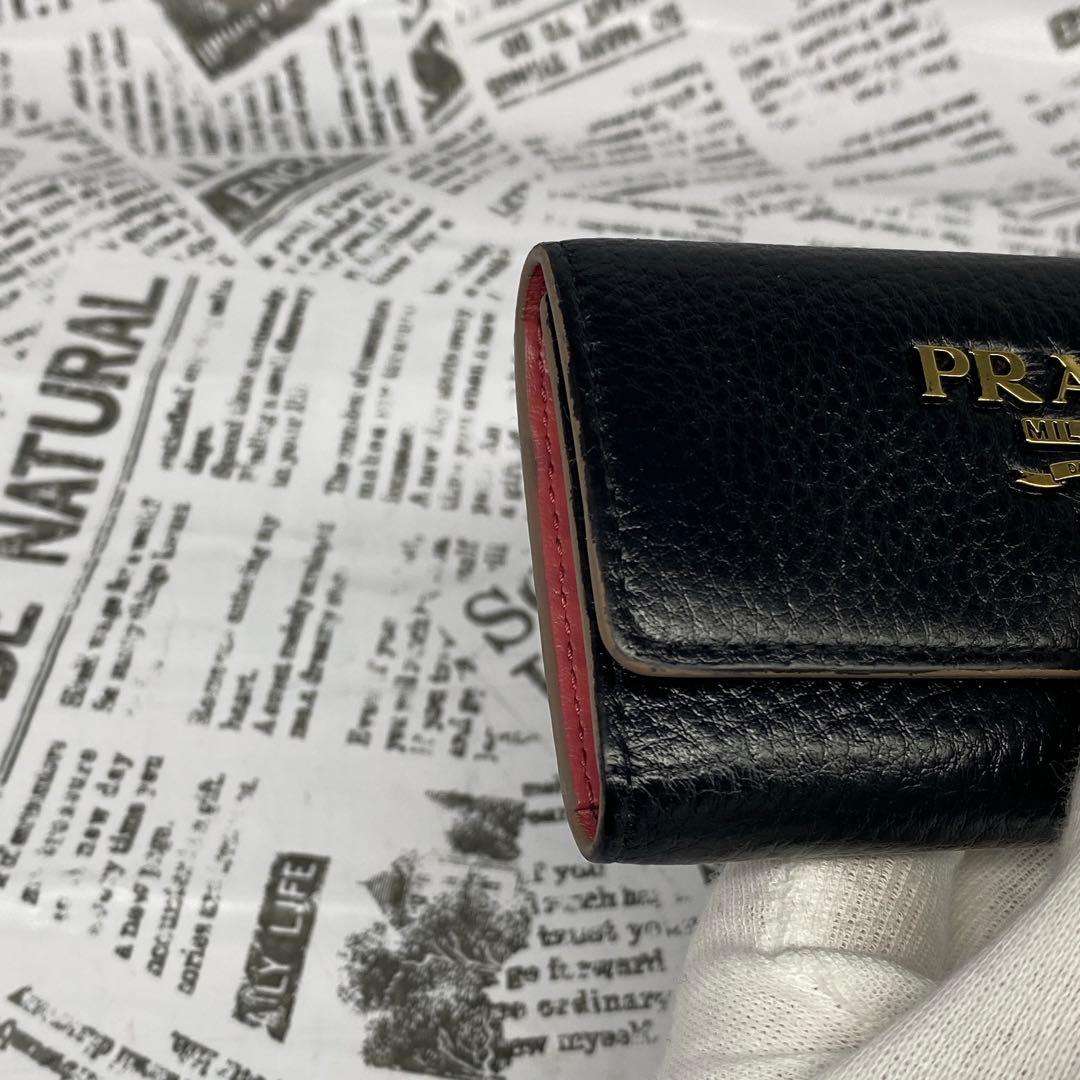 【良品‼️】 PRADA プラダ キーケース 4連フック キーリング付き 箱あり