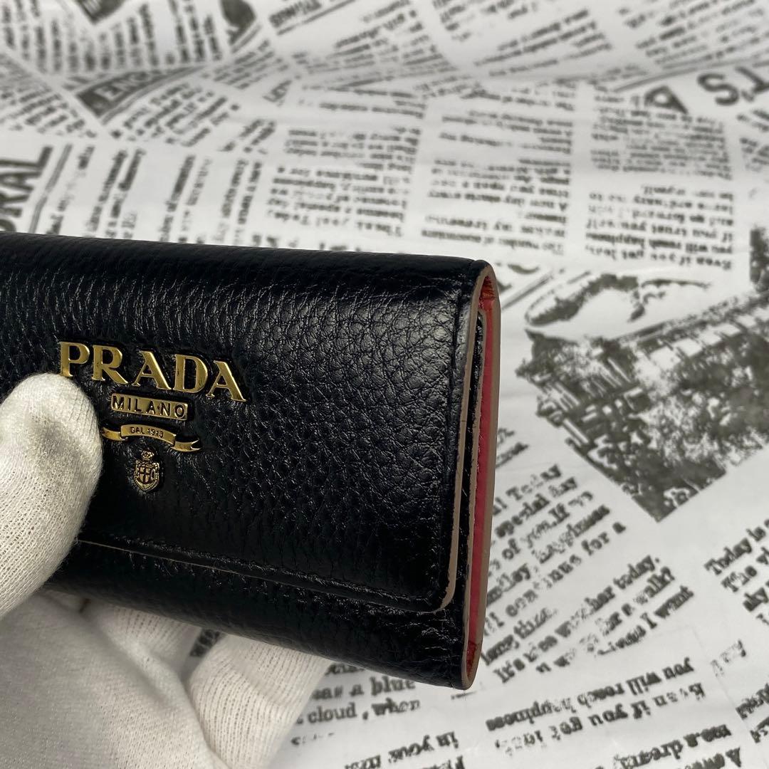 【良品‼️】 PRADA プラダ キーケース 4連フック キーリング付き 箱あり