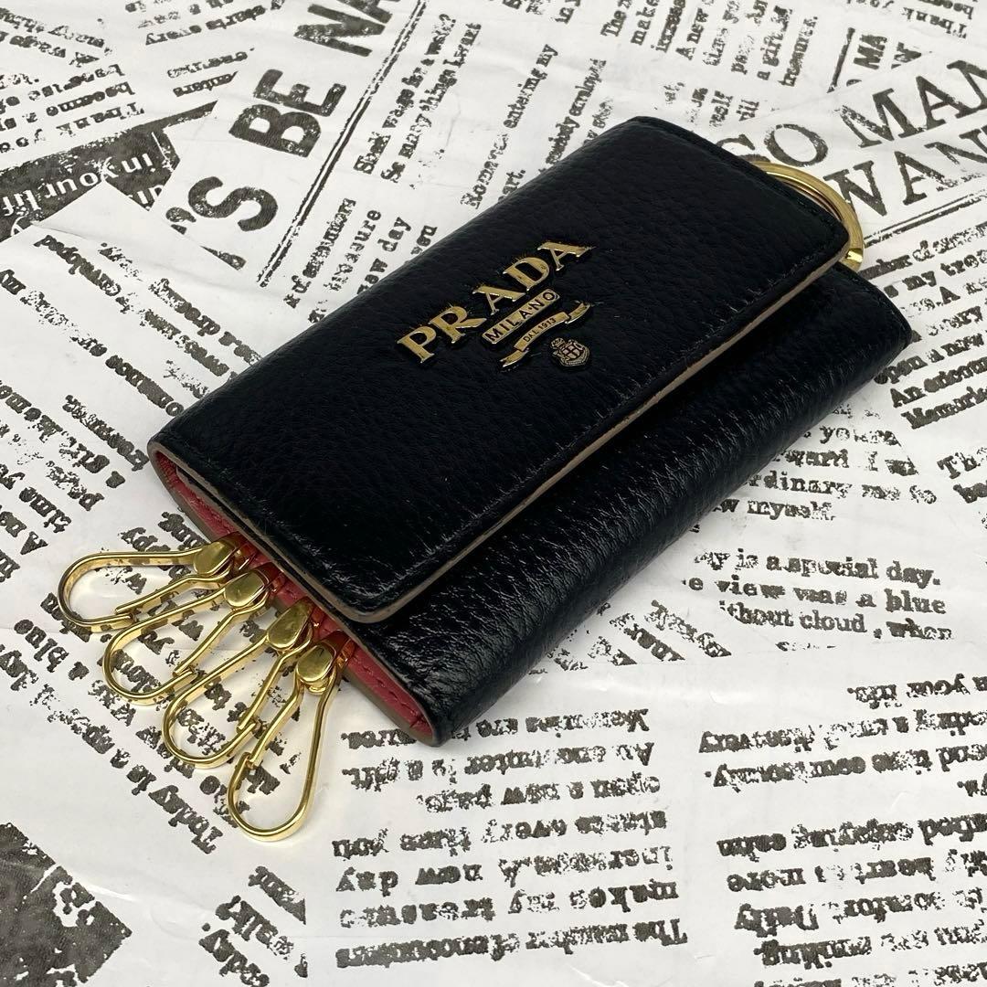 【良品‼️】 PRADA プラダ キーケース 4連フック キーリング付き 箱あり