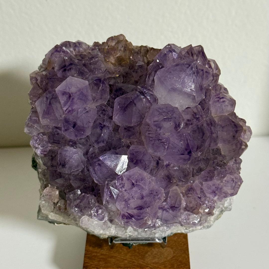 【特価】アメジスト 天然石 8点セット 水晶 フローライト 原石　計1.9kg!