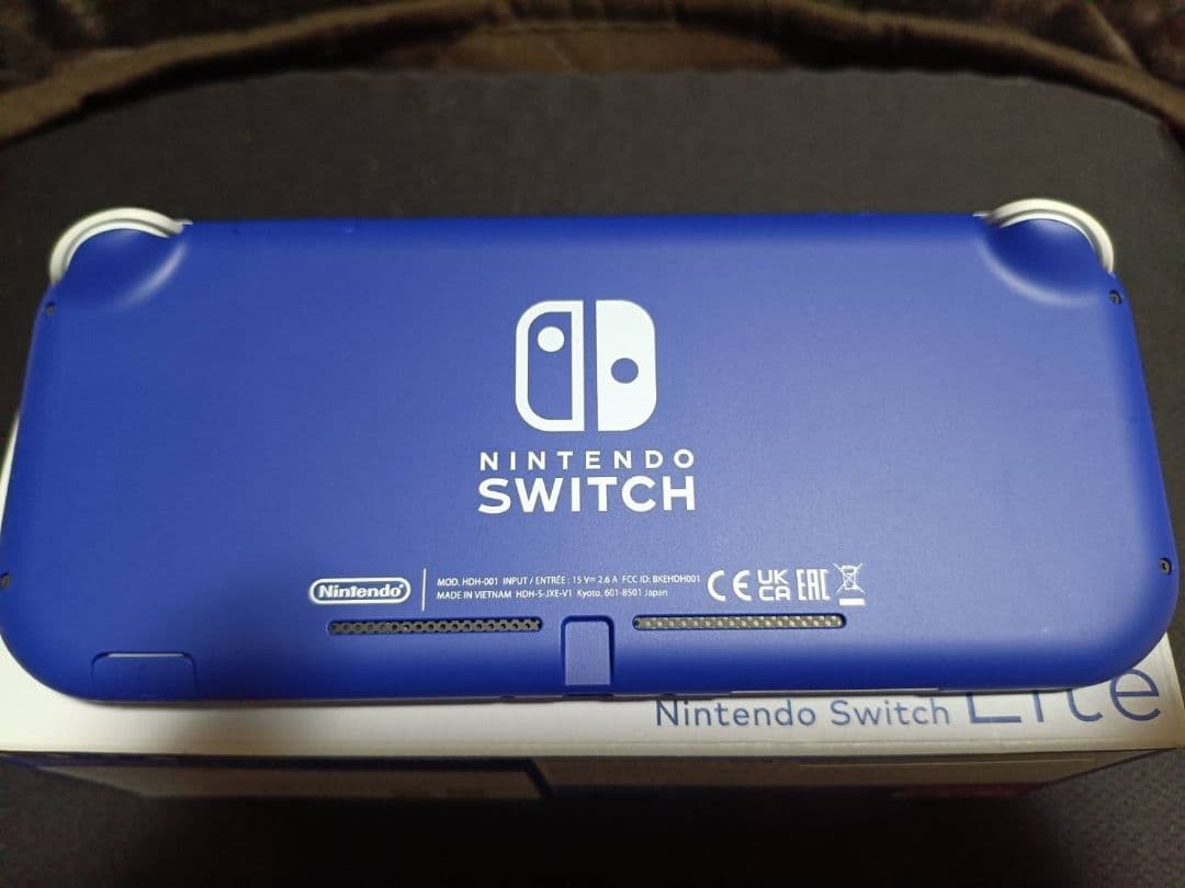 ニンテンドースイッチライト ブルー 中古美品