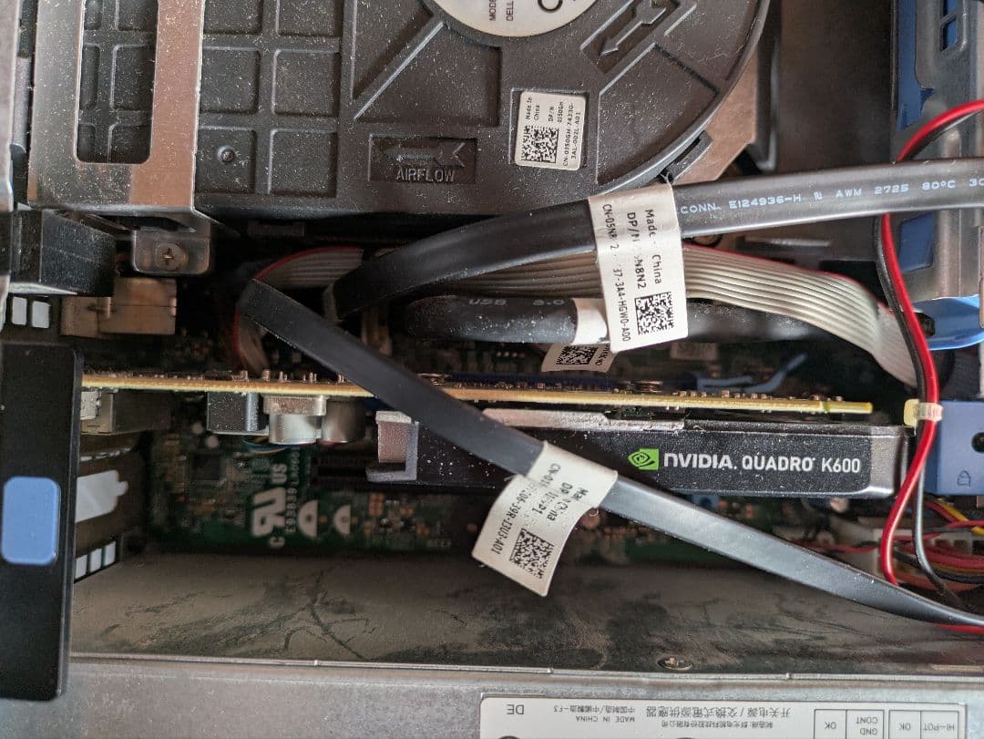 №141、コンパクト、Win11、i5、M16G、SSD、Wifi、Quadro