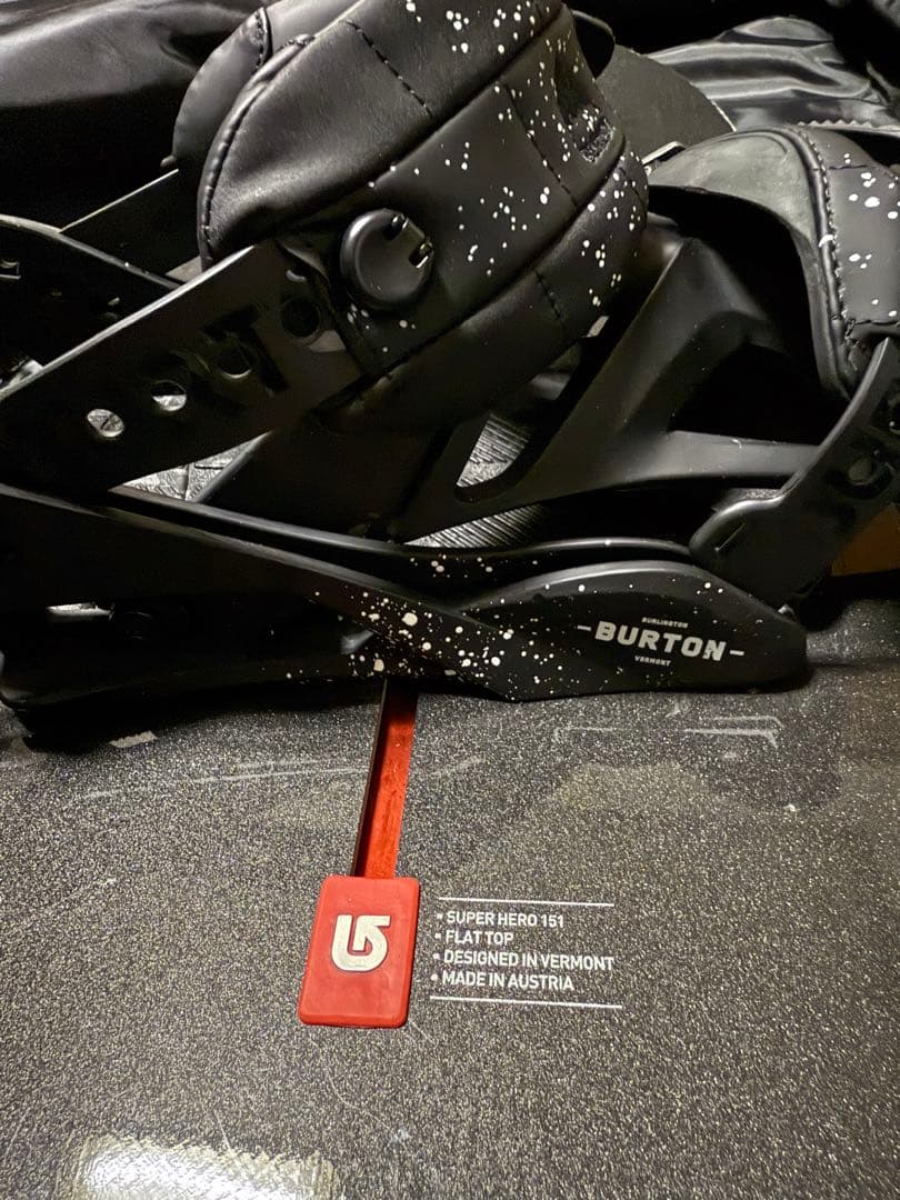 にんにく　BURTON SUPER HERO スノボセット