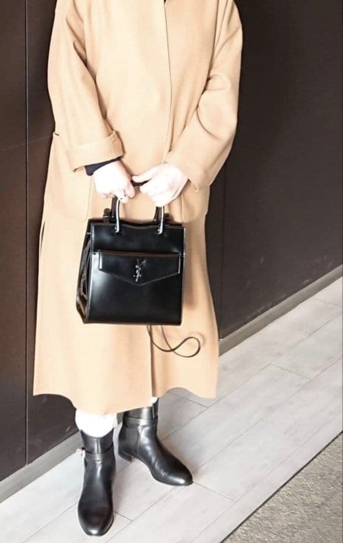 Chiko SAINT LAURENT ブラックレザーショルダーバッグ