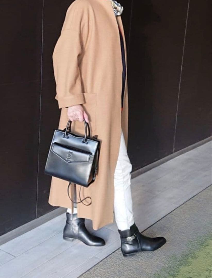 Chiko SAINT LAURENT ブラックレザーショルダーバッグ