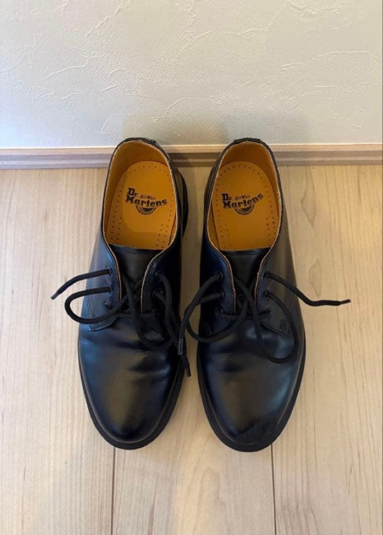 Dr. Martens 3ホールシューズ
