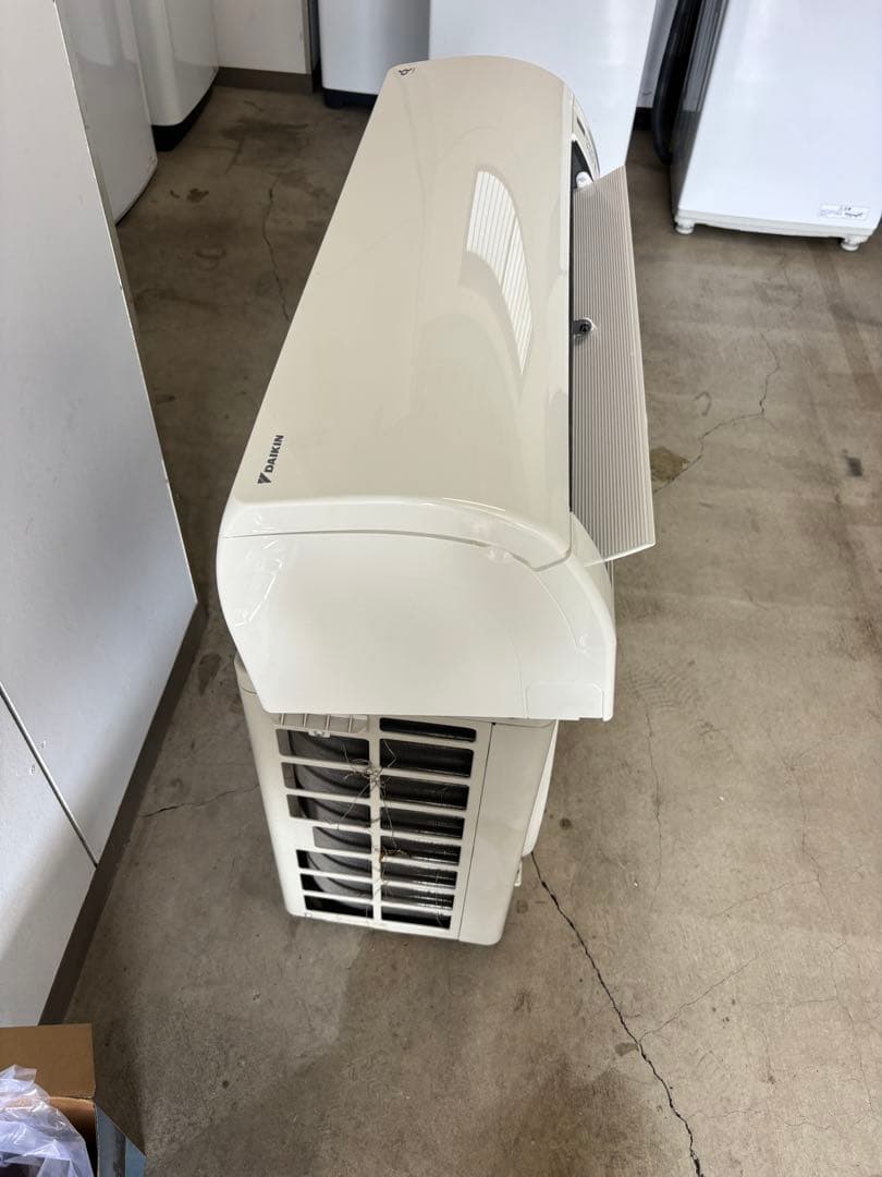 ★ダイキン　ルームエアコン　2021年製AJT22YNS-W