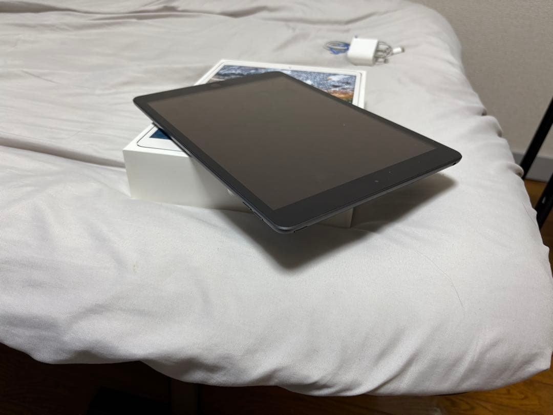 Apple iPad 第8世代32GB バテッリー容量93%