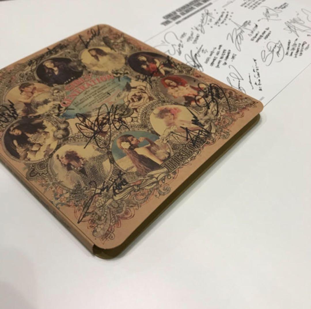 少女時代オリジナルメンバー直筆サイン入り