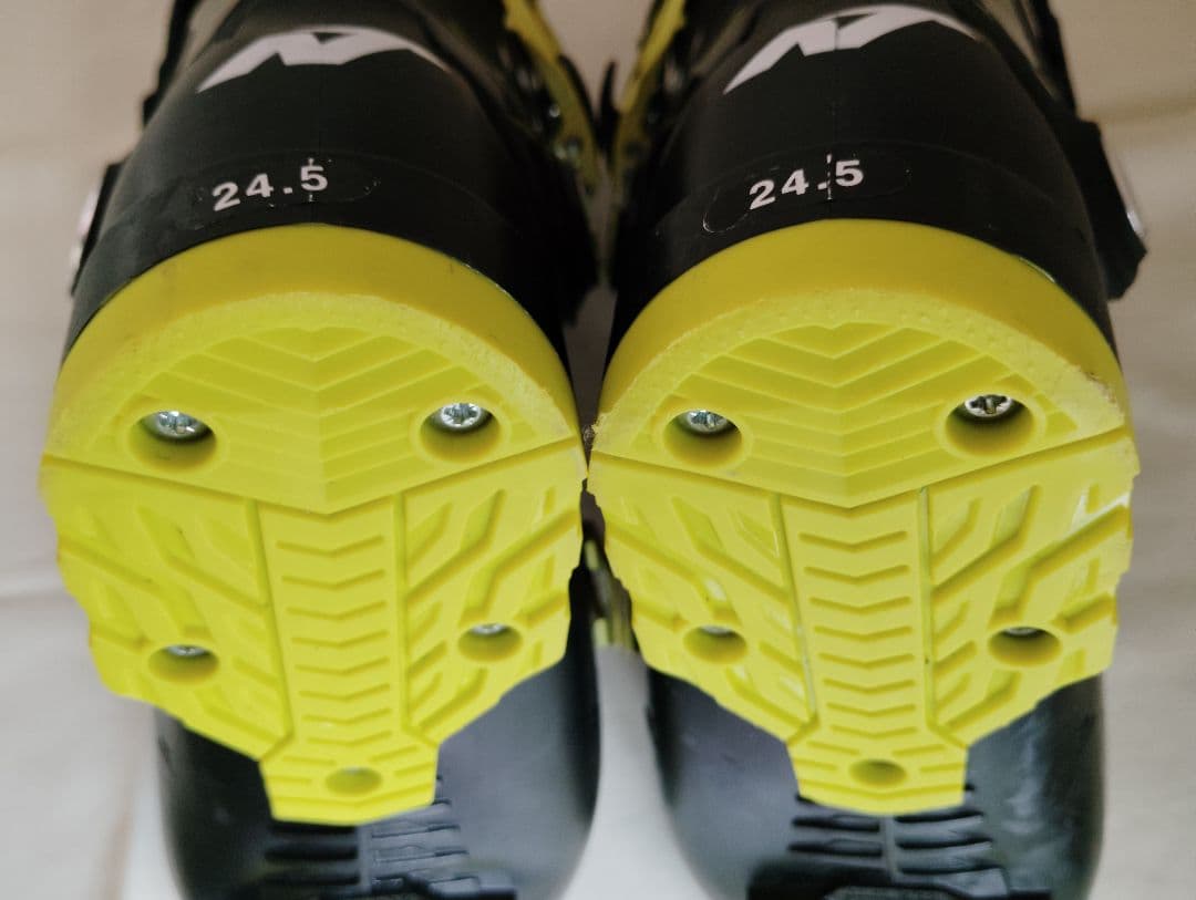 極美品 NORDICAスキーブーツ男女兼用 プロショップ別注 定価51,800円