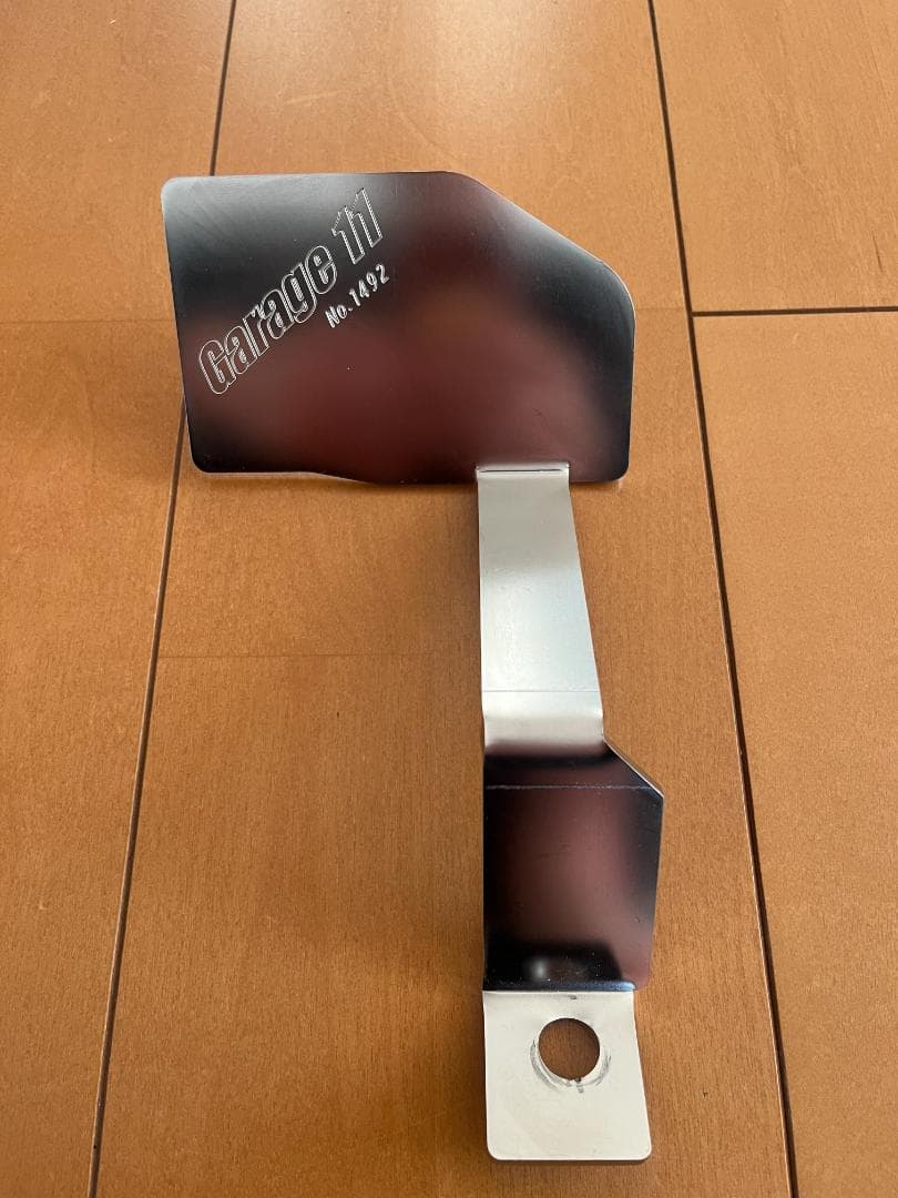 ハイエース用Garage11 フットレスト 運転席側（電解研磨表面処理済み）