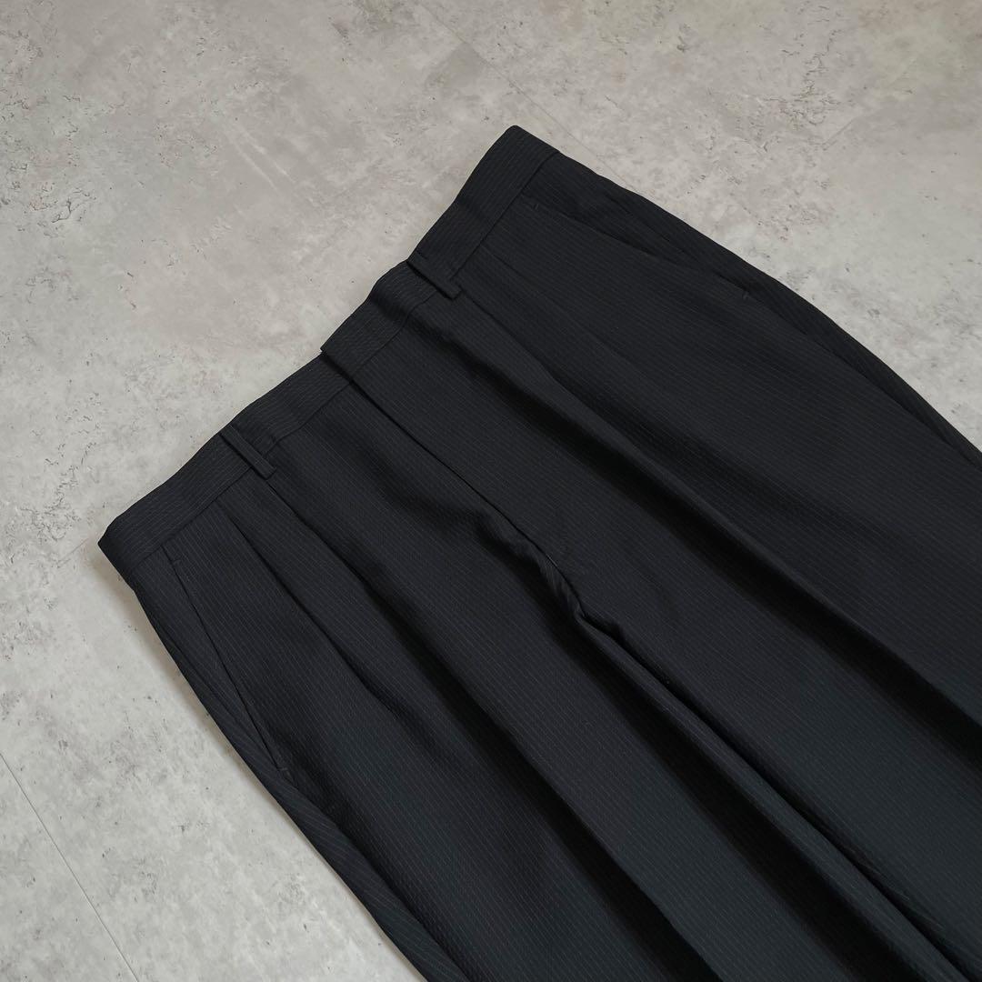 スーツセットアップ　 キュプラ　ストライプ　ブラック　高級感　モード　結婚式