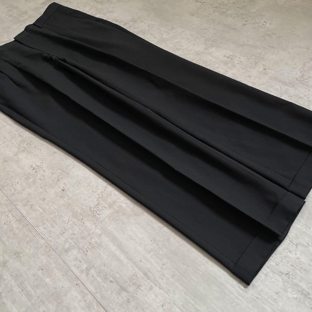 スーツセットアップ　 キュプラ　ストライプ　ブラック　高級感　モード　結婚式