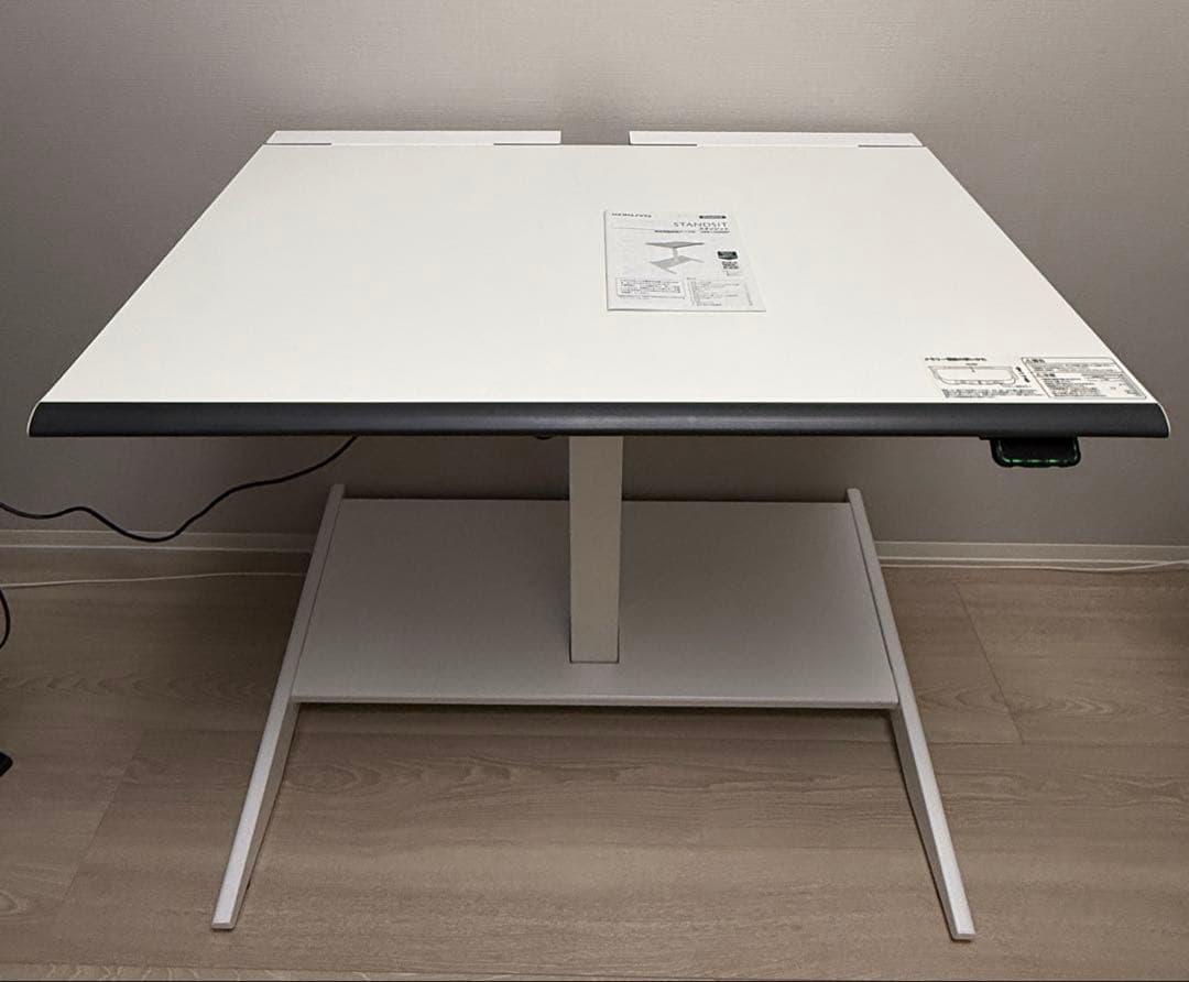 （送料込み）KOKUYO メモリー機能付き 自動昇降デスク