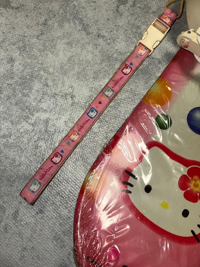 サンリオ ハローキティ スノーボード板新品未使用 大人気‼︎お買い得‼︎おまけ付き‼︎