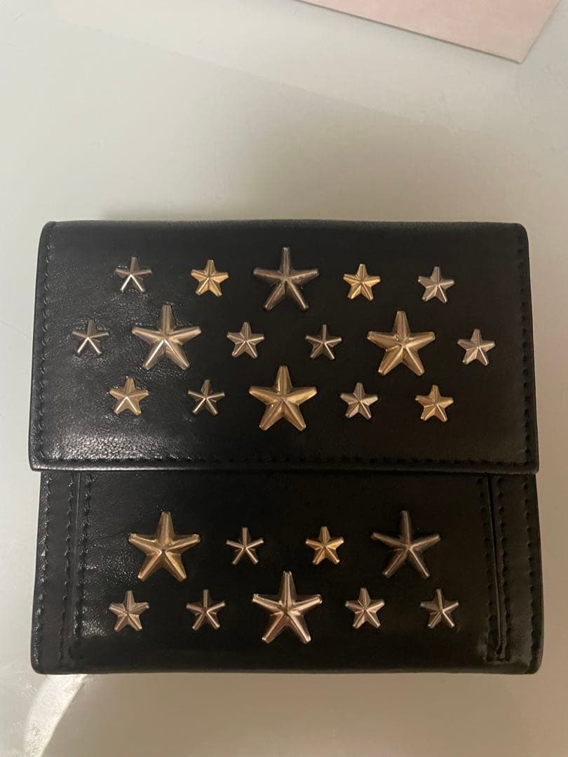 【SALE】JIMMY CHOO スタースタッズ ブラック 二つ折り財布⭐︎⭐︎